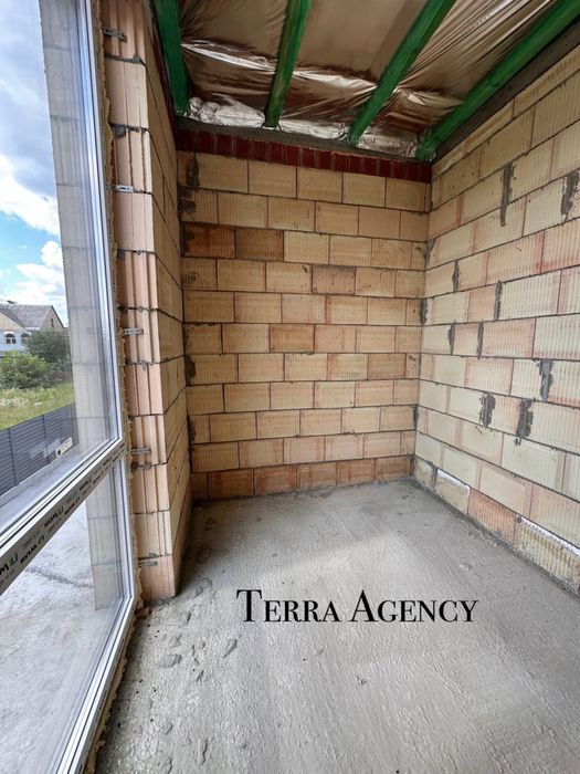 Дуплекс біля Аметист Мол/газ/4 кімнати/кухня вітальня/велика ділянка