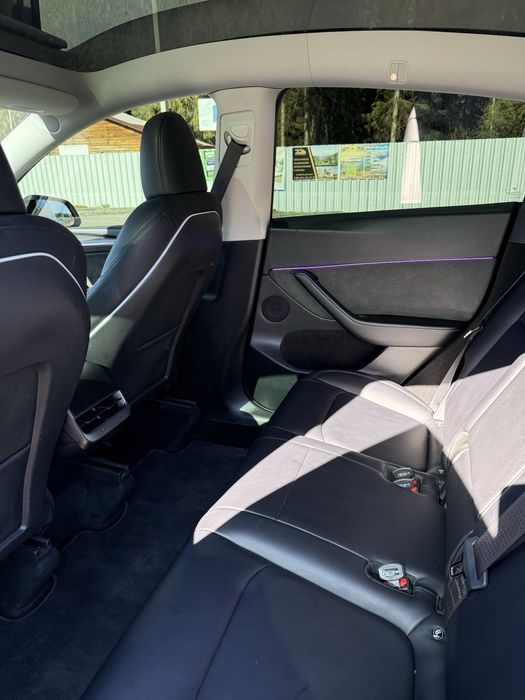 Tesla Model Y Long Range 82kWh Dual Motor(450 к.с)