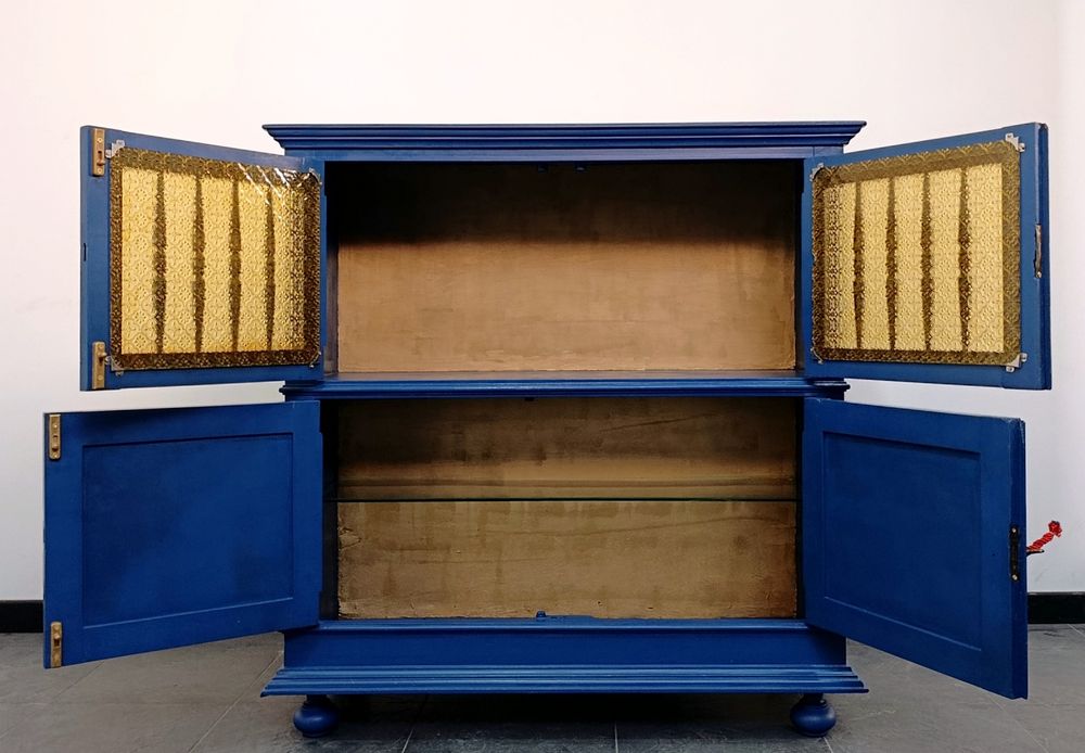 Móvel Vintage Azul e Dourado