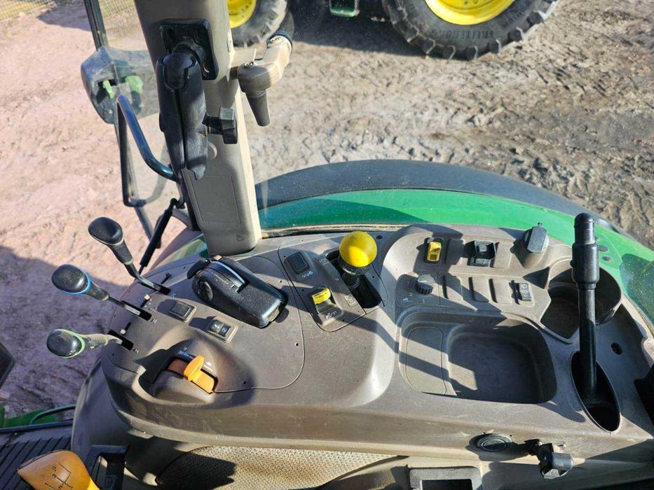 Ciągnik John Deere 5075 M. 2018 rok , 4211h