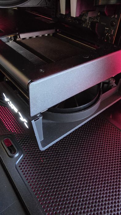 XFX Radeon RX 9060 XT Swift OC Triple Fan Gaming Edition 16GB GDDR6