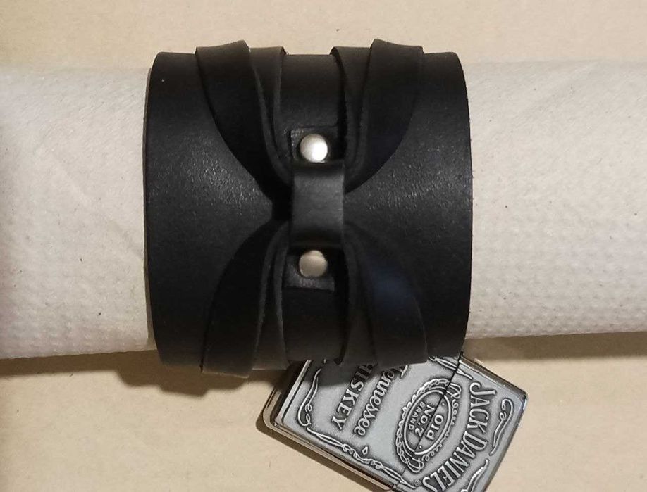 Новый мужской брутальный кожаный браслет-напульсник.  17, см / 19,5 см