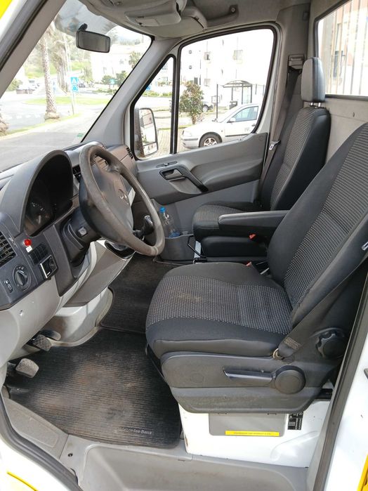 Mercedes Sprinter 509 de 2008 com grua