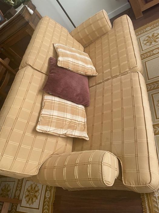 Sofás para sala em bom estado !!