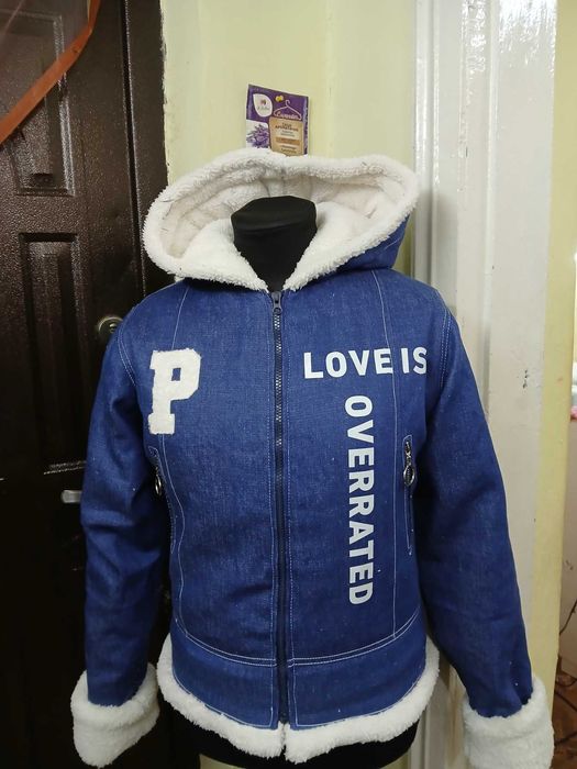 Зимова джинсова куртка