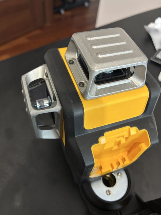 Laser Dewalt 360 DCE0811R jak nowy, oryginał