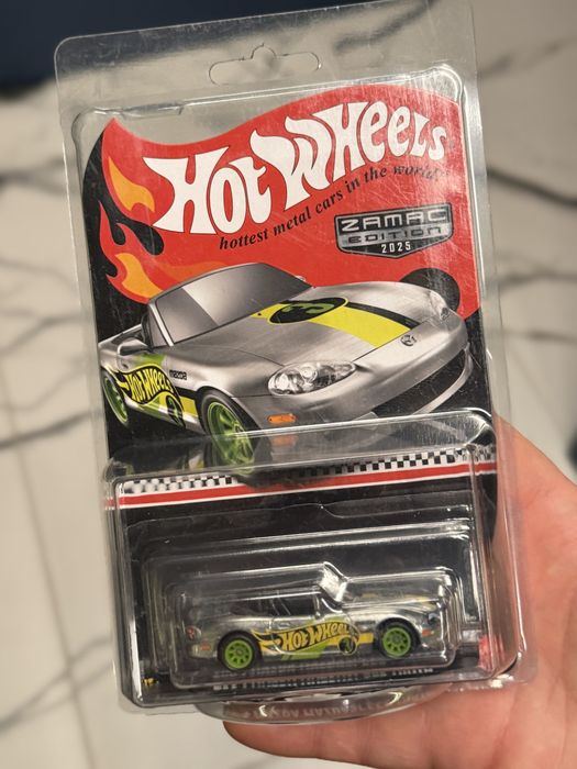 Hot Wheels 2004 Mazda MX-5 Mazdaspeed Miata ZAMAC RLC mail-in Collecto