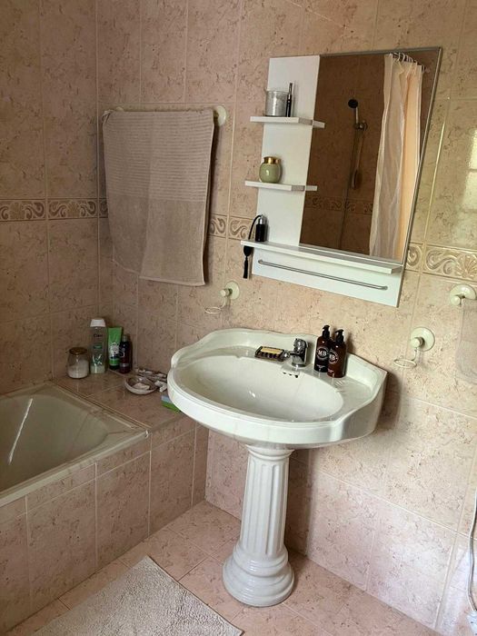 Apartamento (T3) com jardin é piscina, ate 3-4 pessoas em natureza perto Ponte de Lima