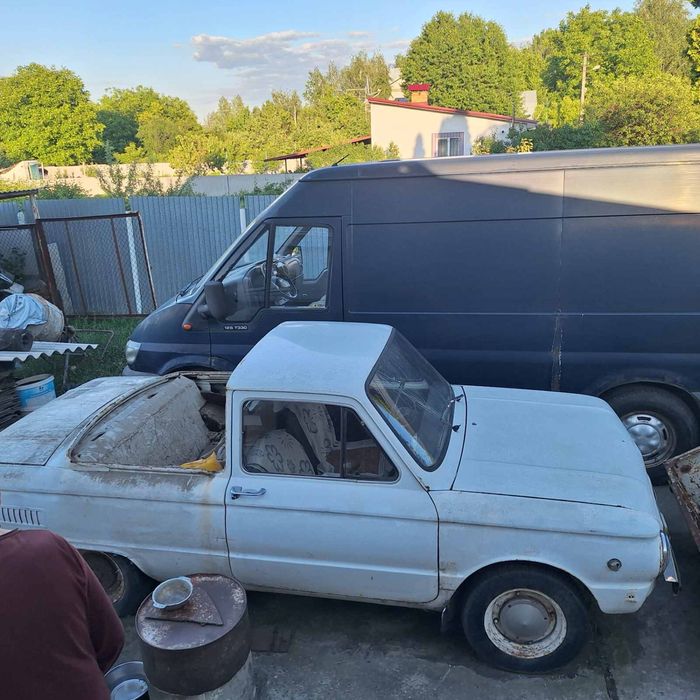 рідкісний раритетний автомобіль ЗАЗ-968МП «Запорожець» у кузові пікап.