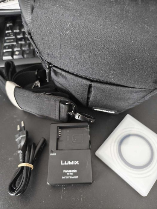 Panasonic LUMIX DMC-FZ200