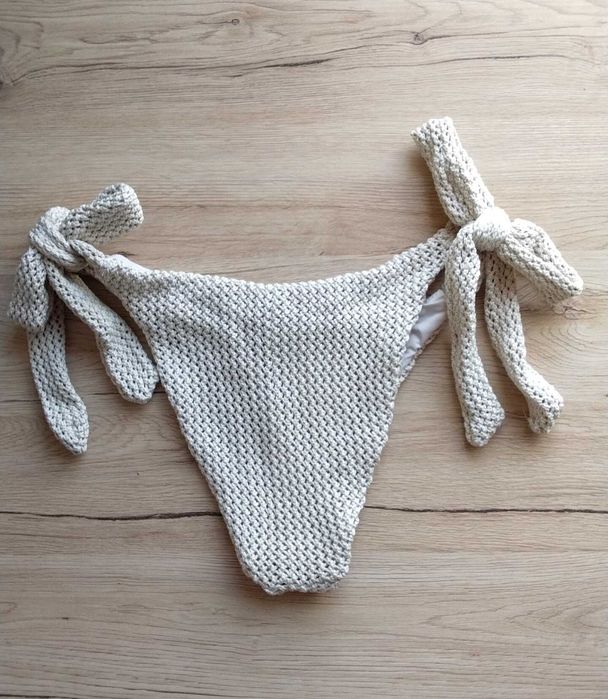 Dół od bikini kremowe