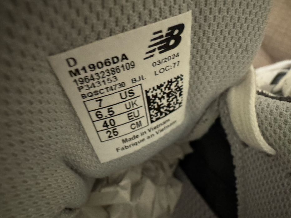 New Balance 1906 tamanho 40