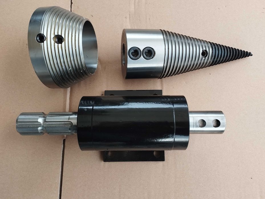 Łuparka świdrowa do ciągnika WOM / stożek 125mm