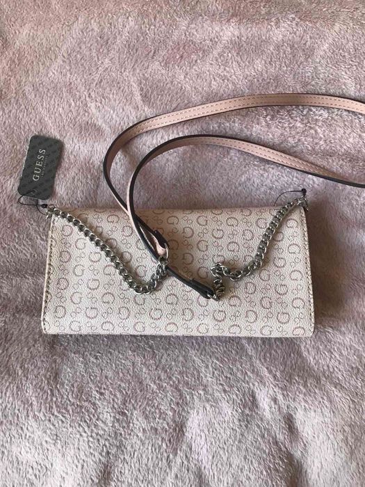 Сумочка-гаманець Guess