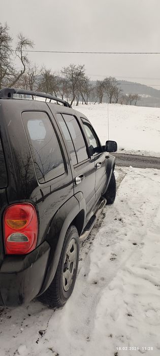 Jeep Liberty Cherokee KJ