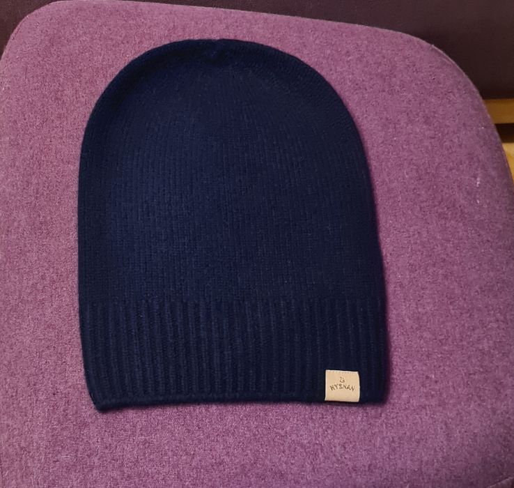 Granatowa czapka 100% wełna merino