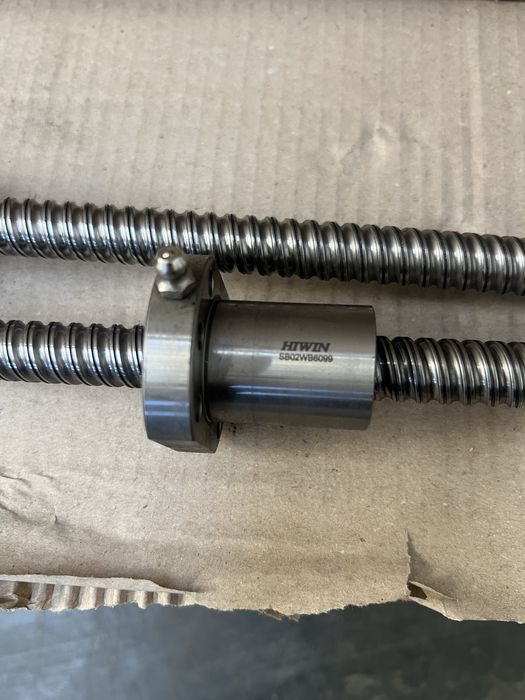 Precyzyna śruba kulowa Hiwin