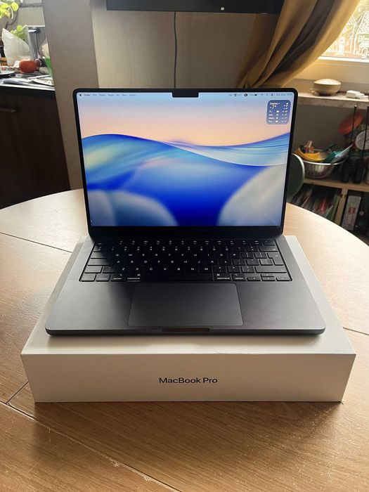 Apple MacBook Pro 14 M4 + Gwarancja