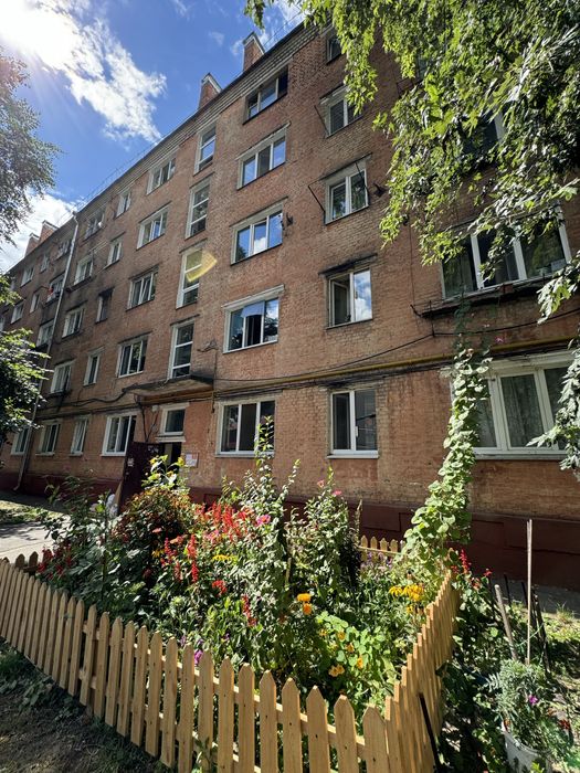 Продам кімнату в гуртожитку по вул.Текстильників