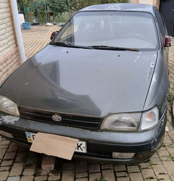 Toyota Carina E 1994    бензин 2.0