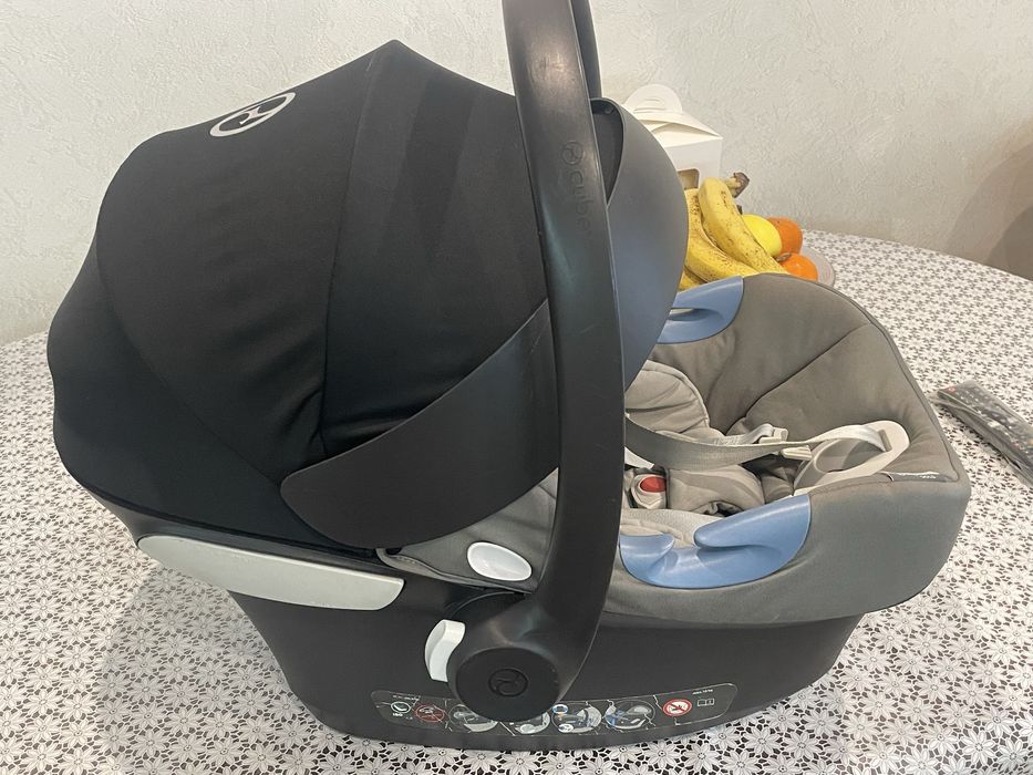 Автокрісло Cybex