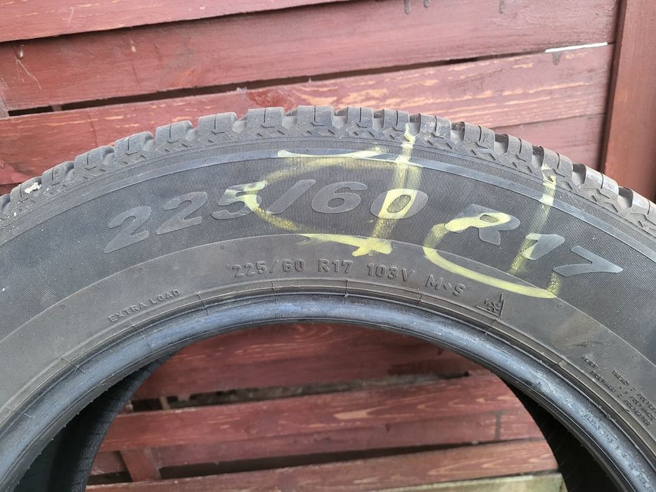 Opony wielosezonowe R16 pirelli 4 szt.