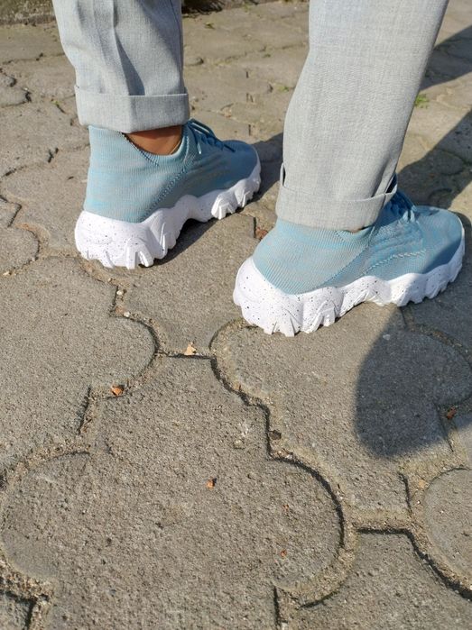 Nowe buty sportowe