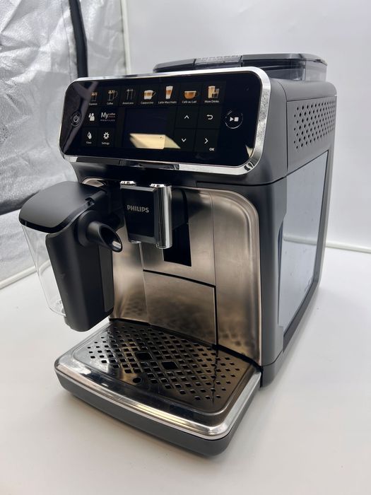 Ekspres ciśnieniowy Philips LatteGo EP5447/90 1500W