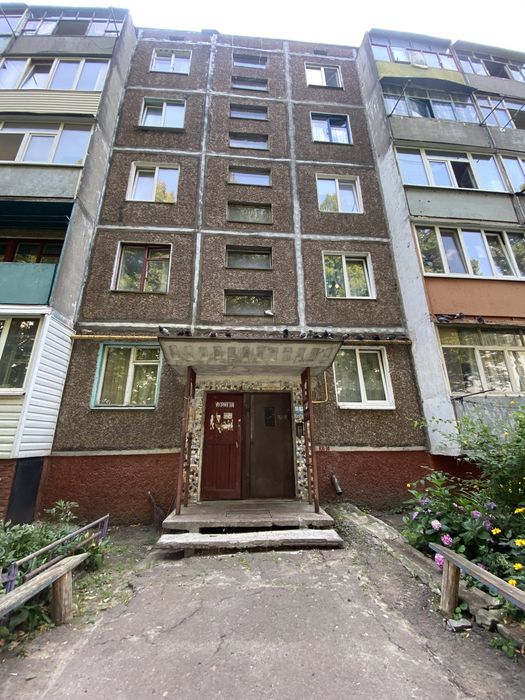 В продажу 3 кімнатна квартира