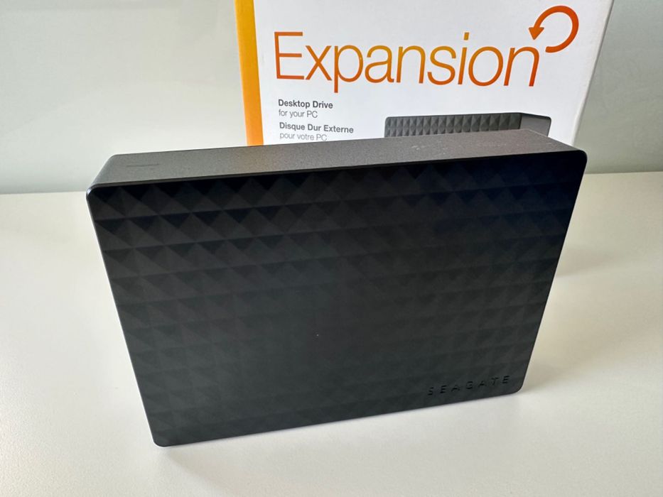 Disco Externo Seagate Expansion 6TB Caixa e Acessórios