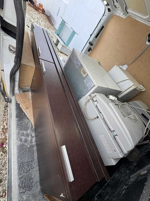 2 móveis TV/Aparadores em madeira maciça
