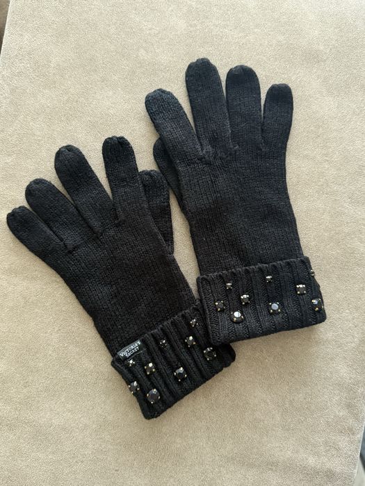Жіночі рукавички від Victoria's Secret