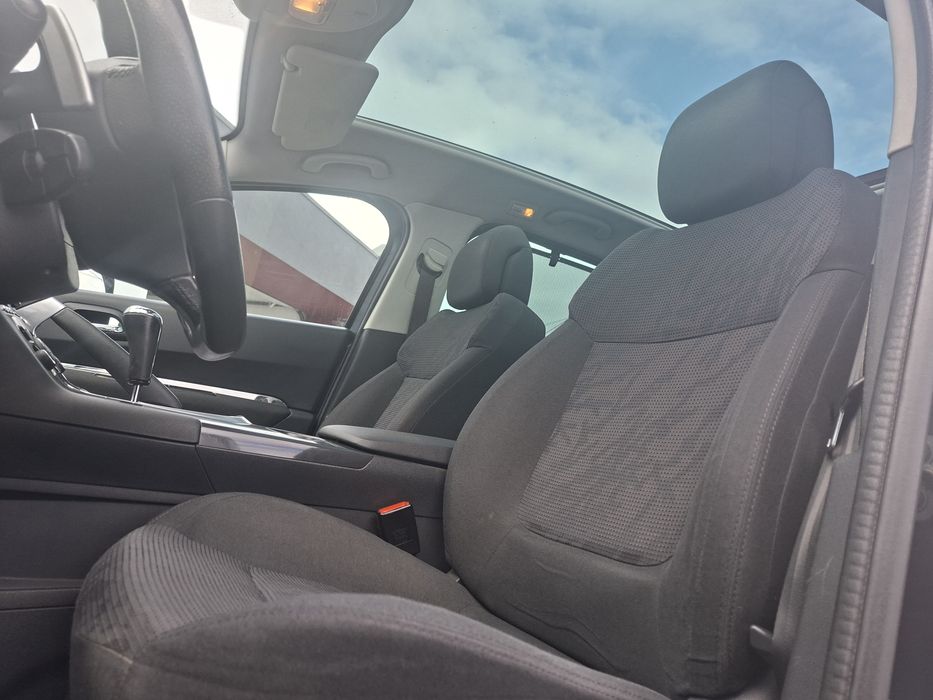 Peugeot 3008 HDI (caixa automática)