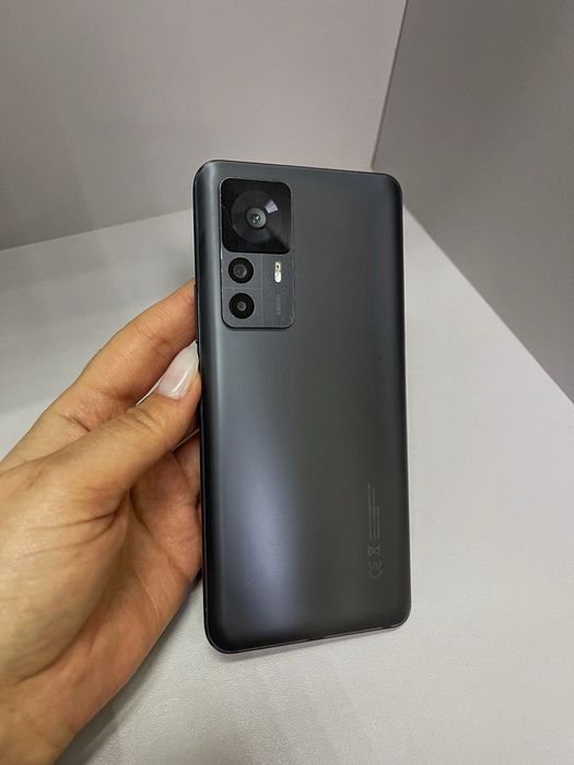 Продам вживаний Xiaomi 12T 8/256 Gb