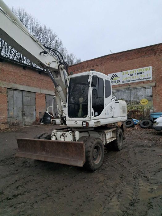 Продам екскаватор Komatsu PW 180