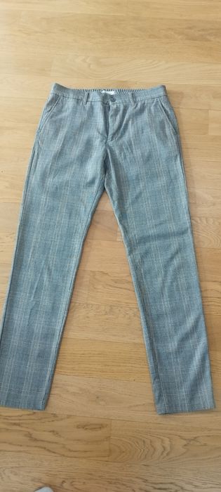 Reserved spodnie chino slim M