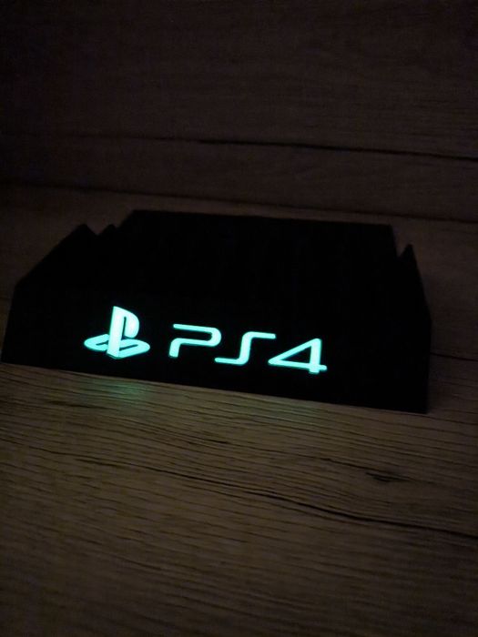 Stojak podstawka na gry Ps4 napis fluorescencyjny