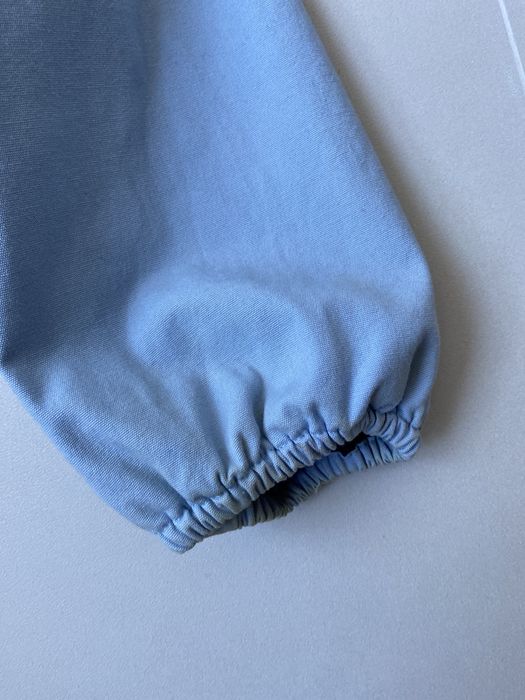 Blusão com corro e fecho da Brandy Melville