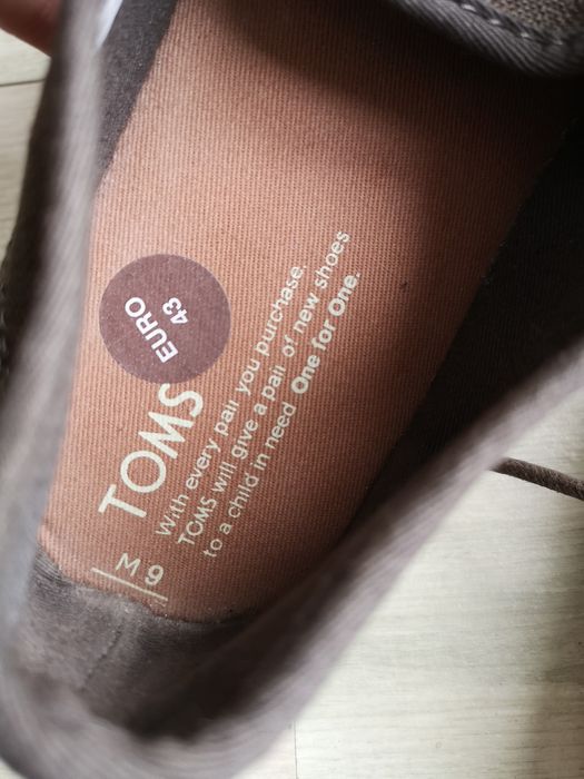 Espadryle nowe męskie TOMS (42]