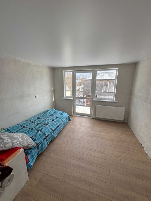 Затишний будинок за містом, чекає на ВАС!