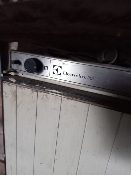 Продам авто холодильник Electrolux
