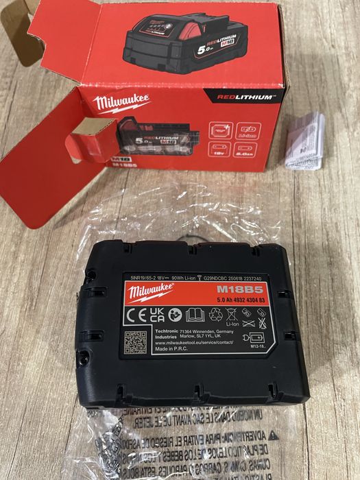 Akumulator MILWAUKEE M18B5 5,0 AH nowy, gratis bity