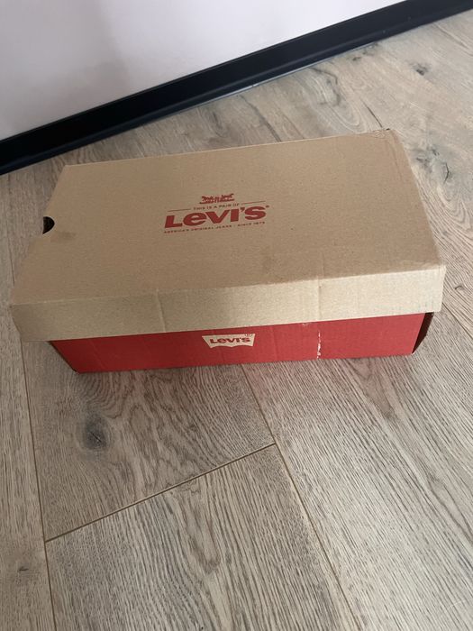 Нові кеди Levis ОРИГІНАЛ.