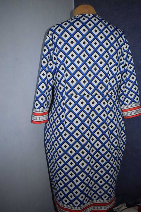 Bonprix Piękna sukienka ołówkowa prawie nowa_48