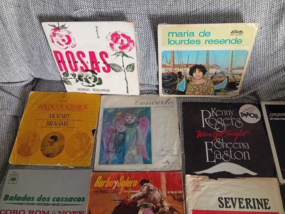 14 Vinis de diferentes autores, antigos