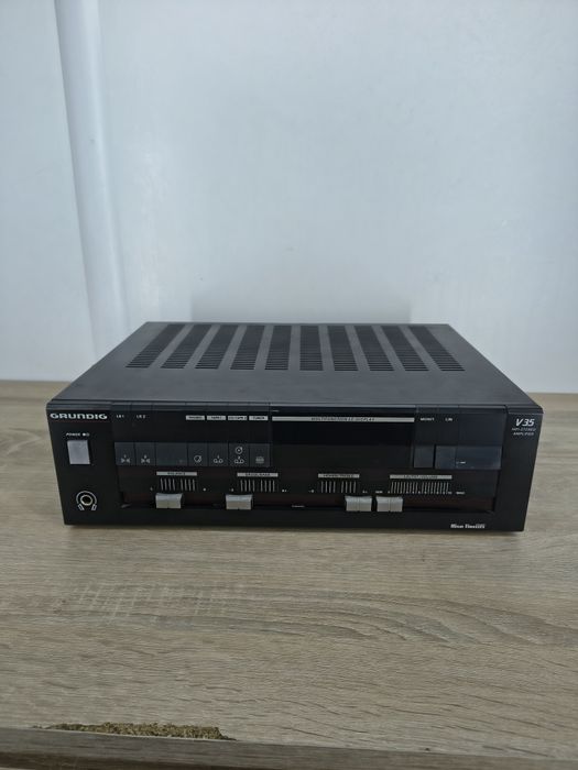 Grundig V35 – wzmacniacz stereo Hi-Fi | Vintage | Koniec lat 80.