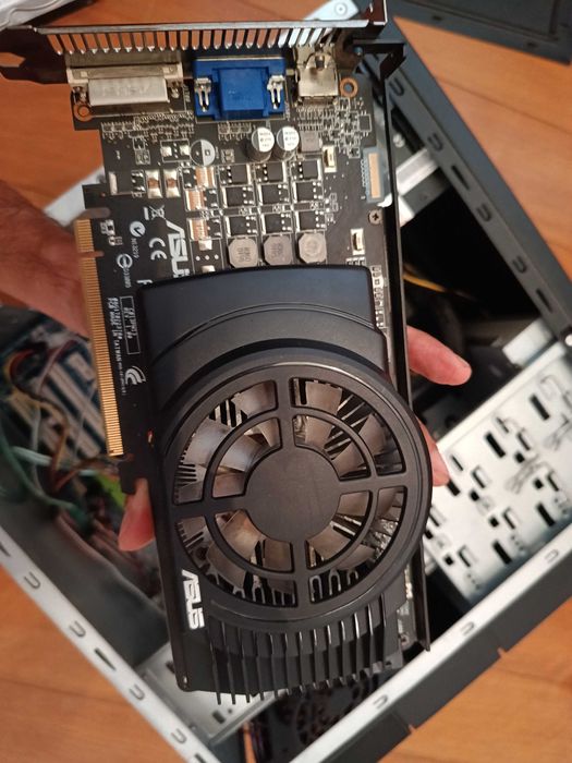 PC (Peças) *Fonte estourou