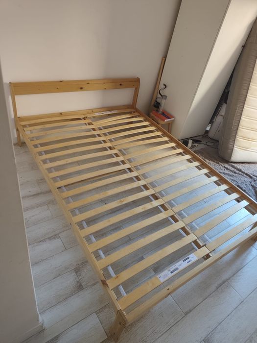Cama IKEA com estrado (140:200) SO EM NUMERARIO
