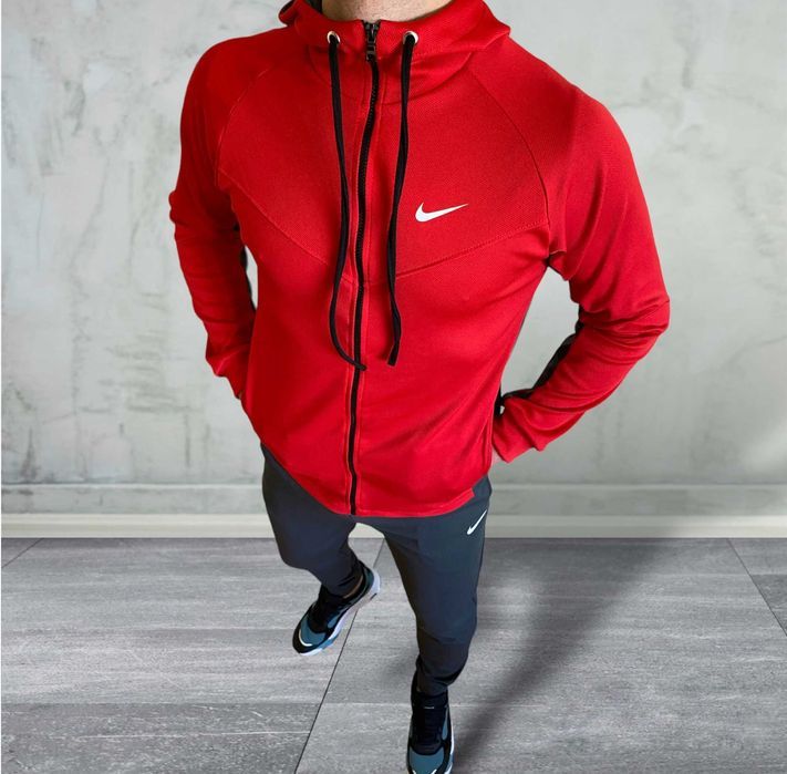 Чоловічий спортивний костюм Nike