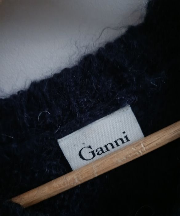 Sweter wełna puszysty granatowy okrągły dekolt  moher  Ganni 36